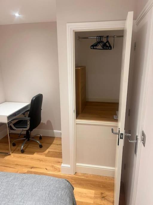 No 31 Floatheaven Apartman Thamesmead  Kültér fotó